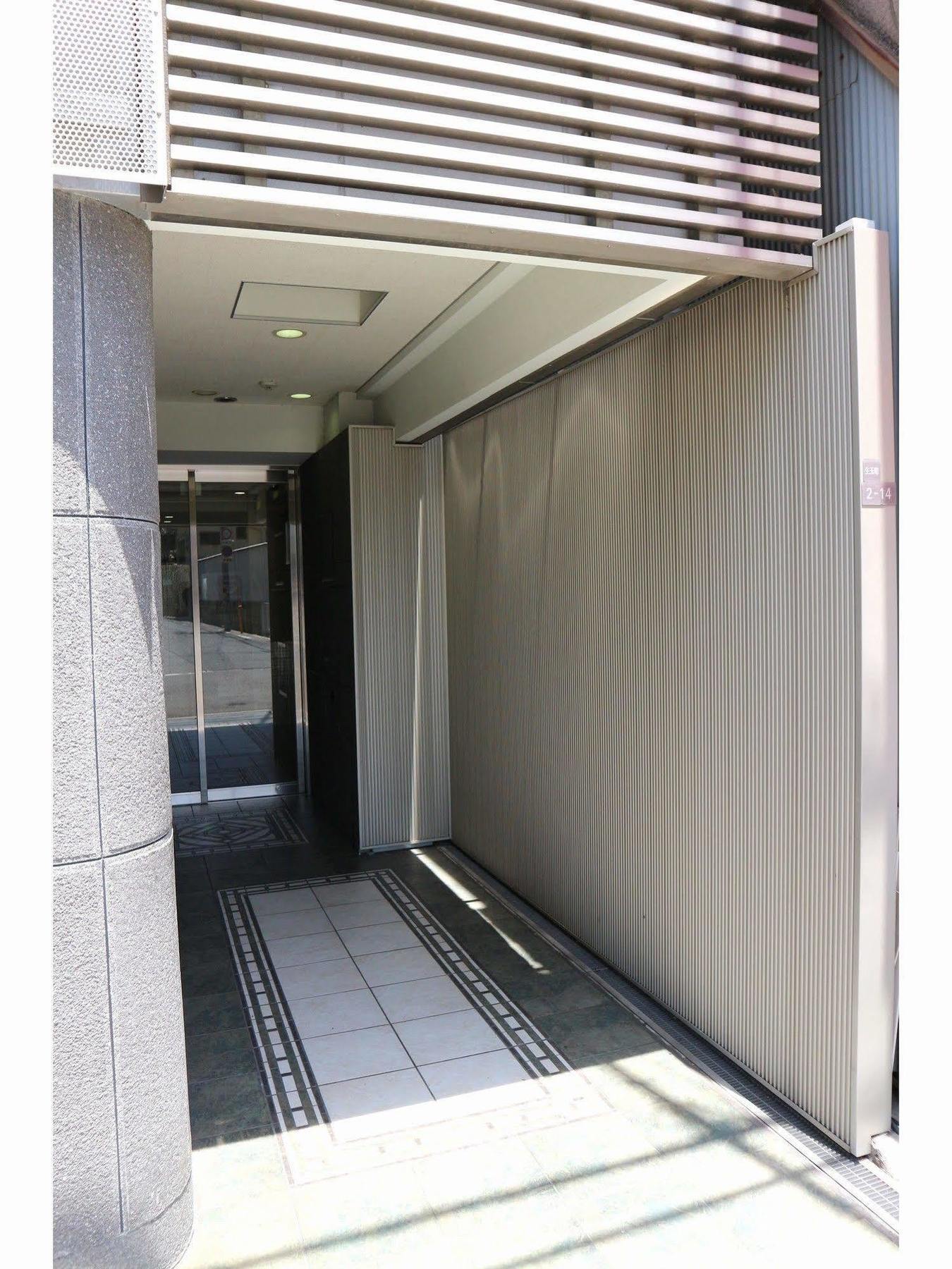 Uehonmachi Plaza Hotel (Adults Only) Osaka Exterior foto